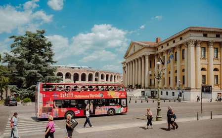 Verona: Hop-on Hop-off Tour 24 or 48-Hour Ticket
