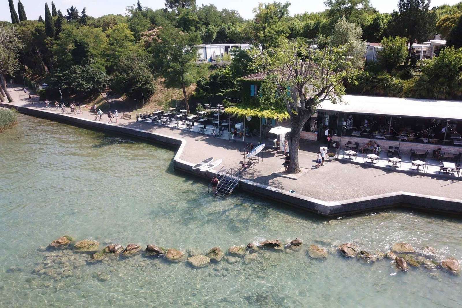 Peschiera, Lazise, Bardolino: food tasting in wineries and lunch overlooking the lake
