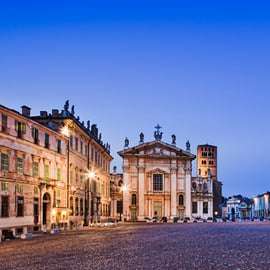 Mantua: Guided Tour on Your Mobile Phone