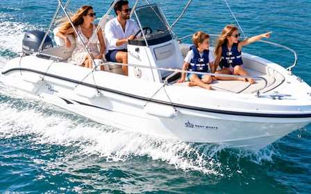 Sirmione: pilote seu barco sem carteira de habilitação (40 hp), descubra Sirmione a partir do lago