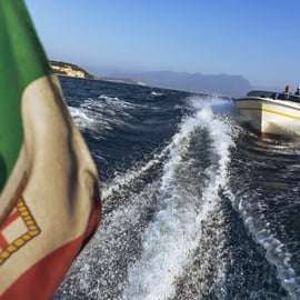 Croisière en bateau à Sirmione avec commentaire du capitaine