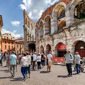 Verona: Foodtasting und Rundgang mit der Seilbahn