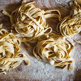 Pasta maken in Villafranca di Verona: markt en tiramisu
