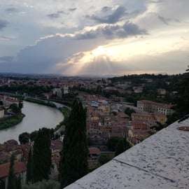 Verona: Night Walking Tour