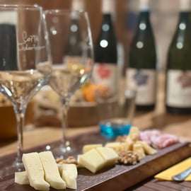 Tour della cantina in Valpolicella con vino, olio e formaggi