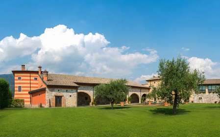 Lake Garda: Garda Hills Wine Tour and Tasting