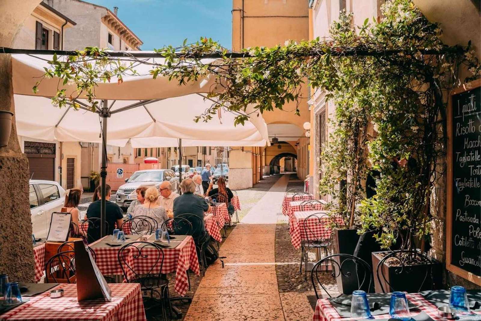 Verona: Visita gastronómica con cata de vino Amarone