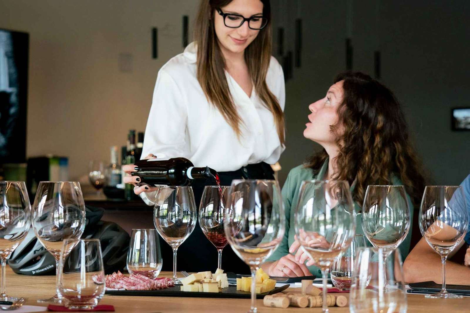Verona: Valpolicella Wine Self-Guided E-Bike Tour & Tastings