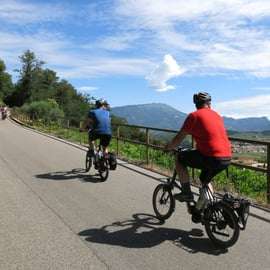 Von Verona aus: Gardasee E-Bike Tour mit Mittagessen SELBSTGEFÜHRT