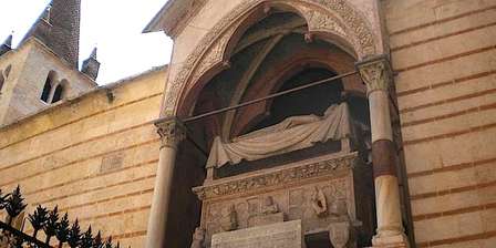 Kyrkan Santa Maria Antica
