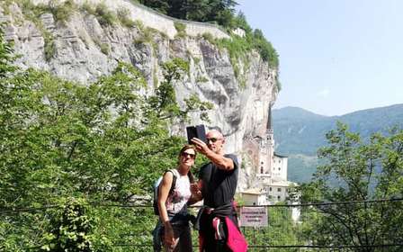 Rundtur till Madonna della Corona från Gardasjön