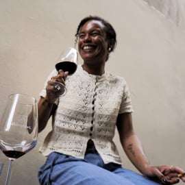 Wine Tasting in Verona's Historic Center with Local Stories