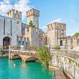 Von Verona aus: Bootstour nach Sirmione mit Spritzverkostung