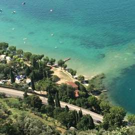 Von Verona aus: Gardasee E-Bike Tour mit Mittagessen SELBSTGEFÜHRT