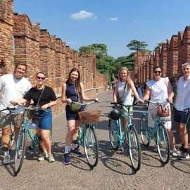 Verona: Highlights and Panorama Bike Tour