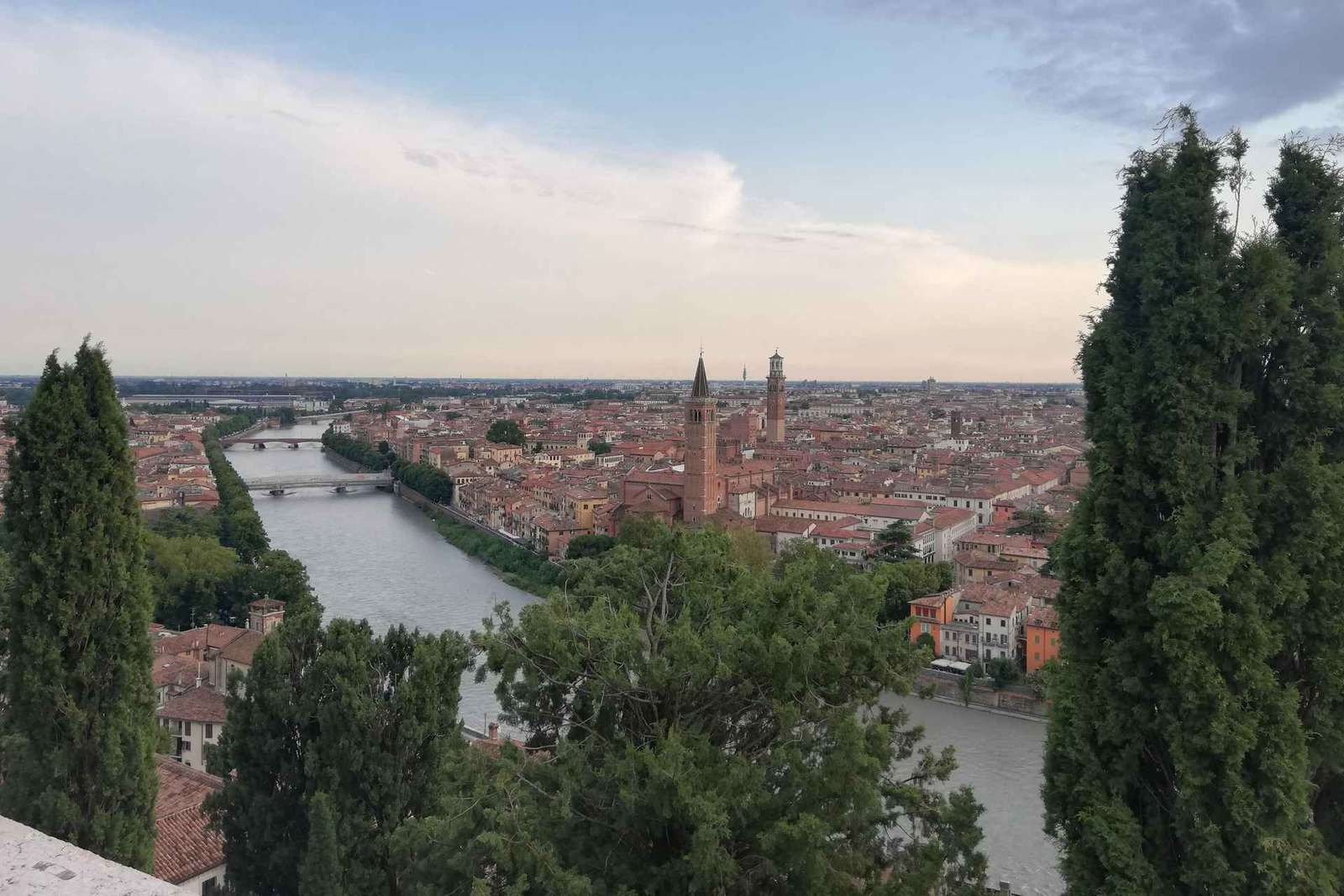 Verona: Night Walking Tour