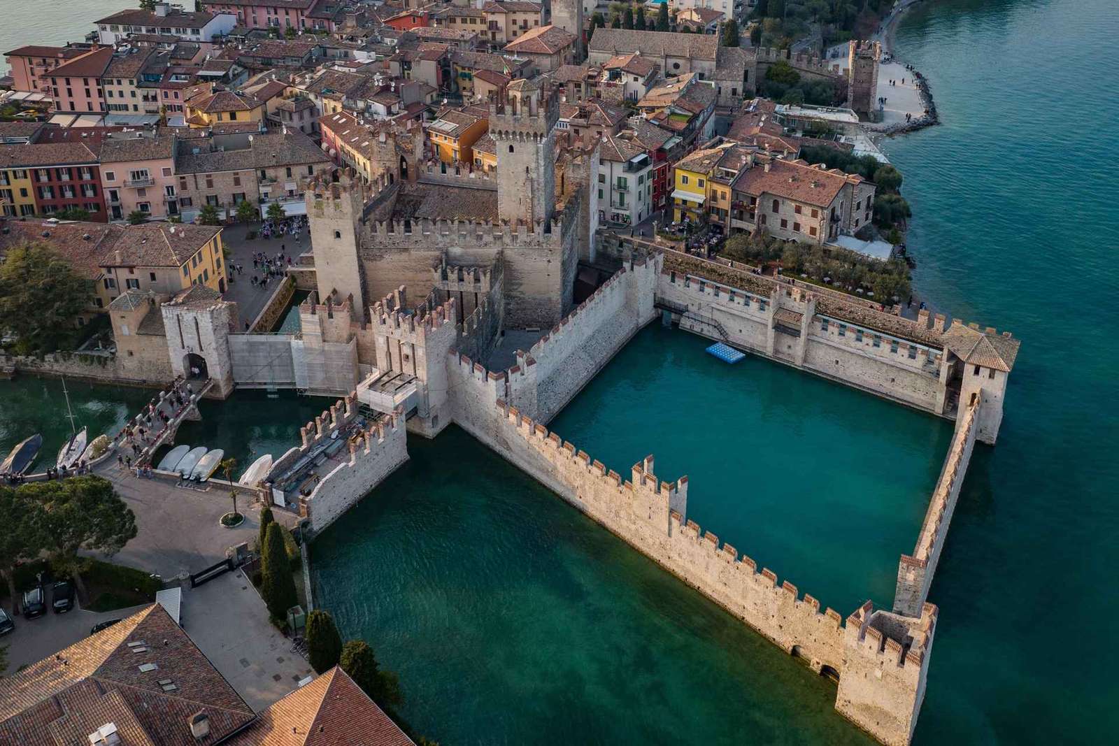 Paseo en lancha por la península de Sirmione sin paradas
