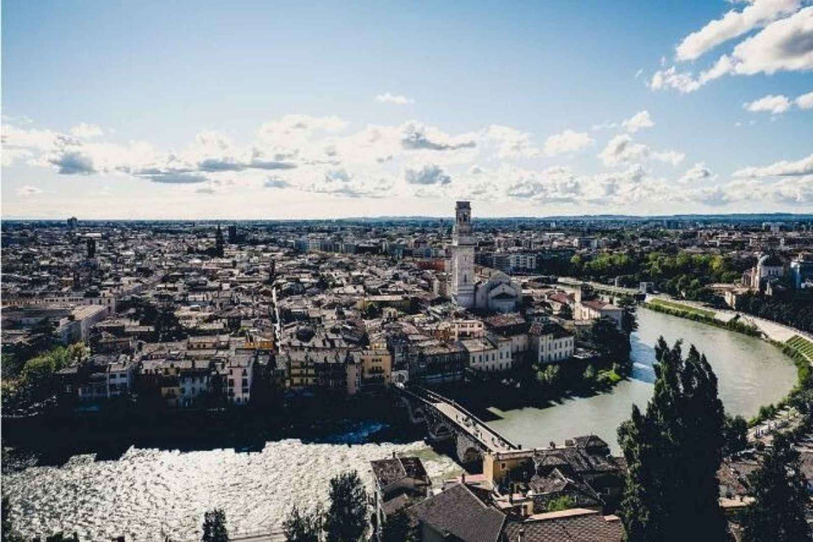 Verona: Custom Private Tour with a Local Guide